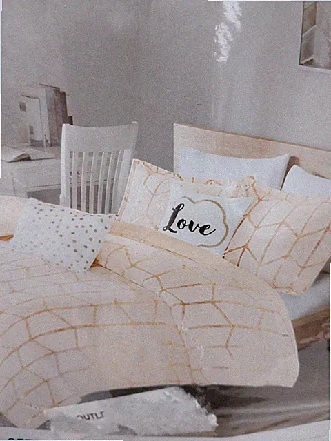 Intelligent Design Duvet Cover Set Twin/ Twin XL 4 Pcs Geometric Metallic Gold